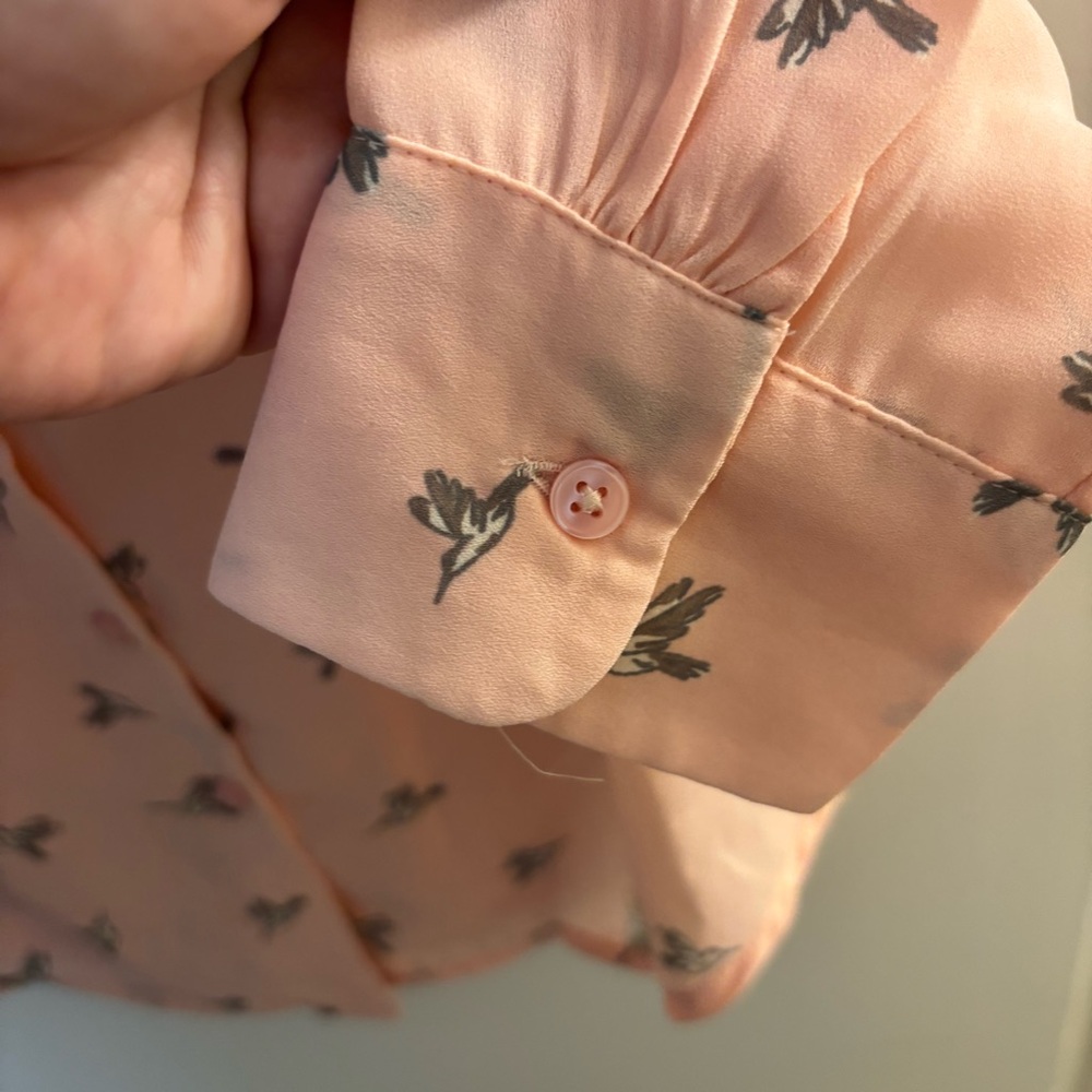 Hummingbird Pattern Pink Faded Glory Sz M long sleeve blouse Boho chic office - Picture 7 of 8